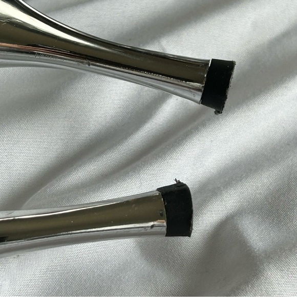 VIA SPIGA Women’s Paten Leather High Heel 6.5 T-Strap Rhinestone Brown Party - Picture 8 of 10